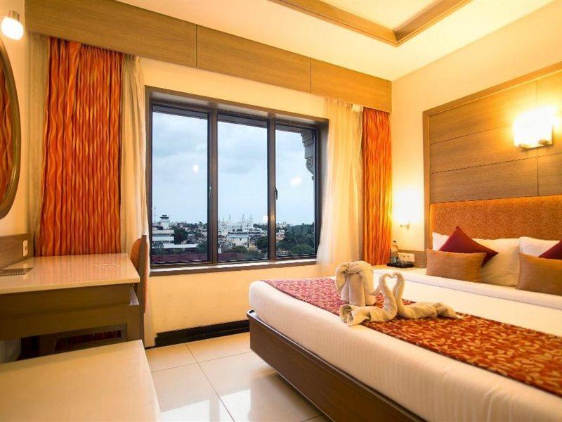 Clinton Park Inn Velankanni Eksteriør billede